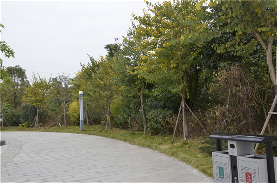 南宁市火车东站北广场项目