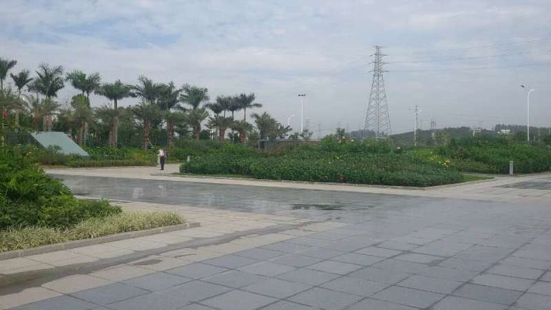 南宁市火车东站北广场项目